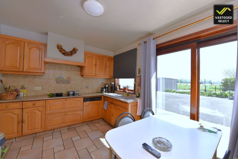 Vastgoed Select: Authentieke hoeve op 15.601 m² te koop in Damme - unieke ligging aan Damme Golf foto 12