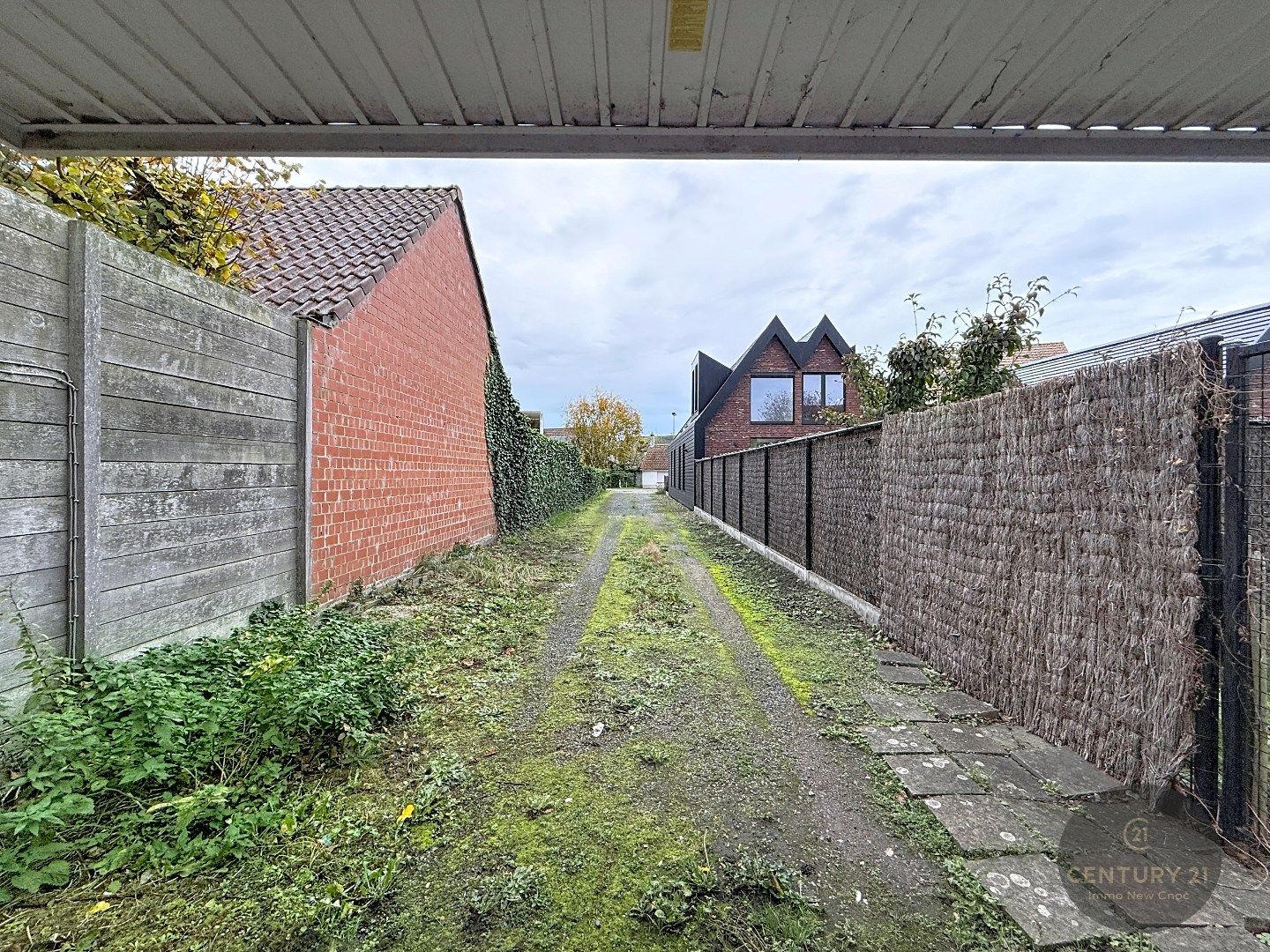 Op te frissen woning met ruime garage, tuin en oprit – Dudzele  foto 13