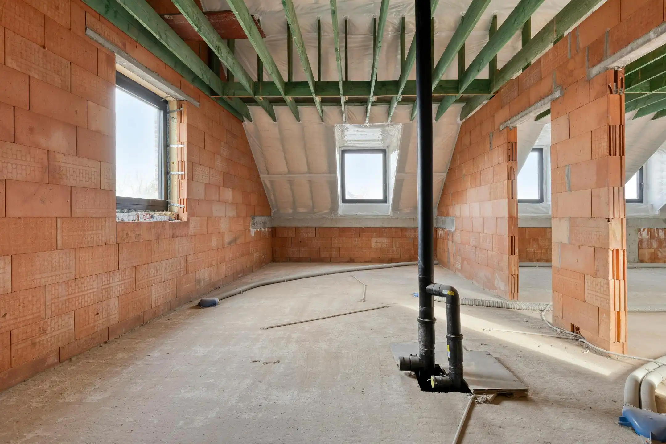 Unieke casco loft (237 m²) met terras in St-Martens-Bodegem foto 8