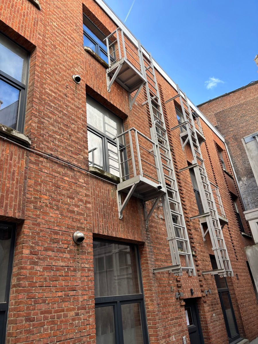 Gerenoveerd studentengebouw met zes studio's foto 7