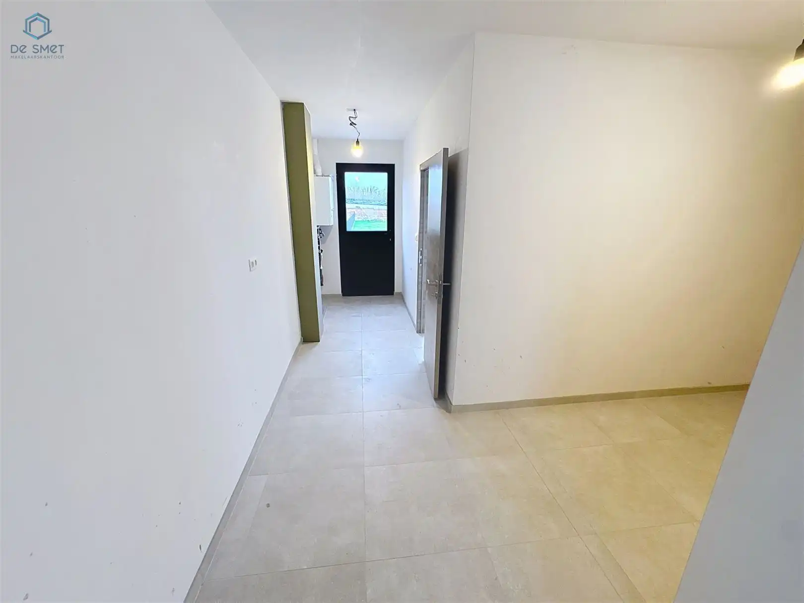 Rustig gelegen, energiezuinige nieuwbouwwoning met 4 slaapkamers en tuin foto 10