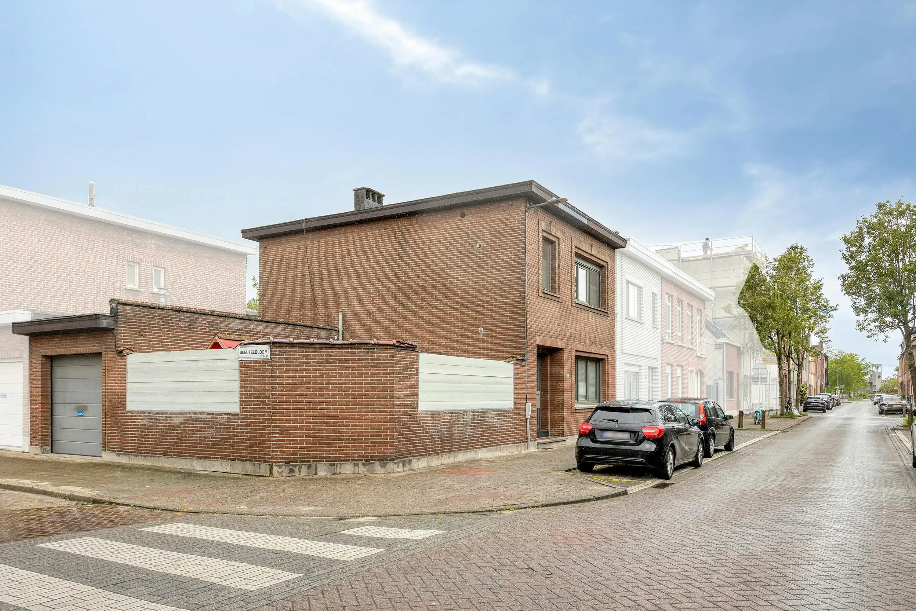 Instapklaar huis met 3 slaapkamers te koop in Merksem foto 27