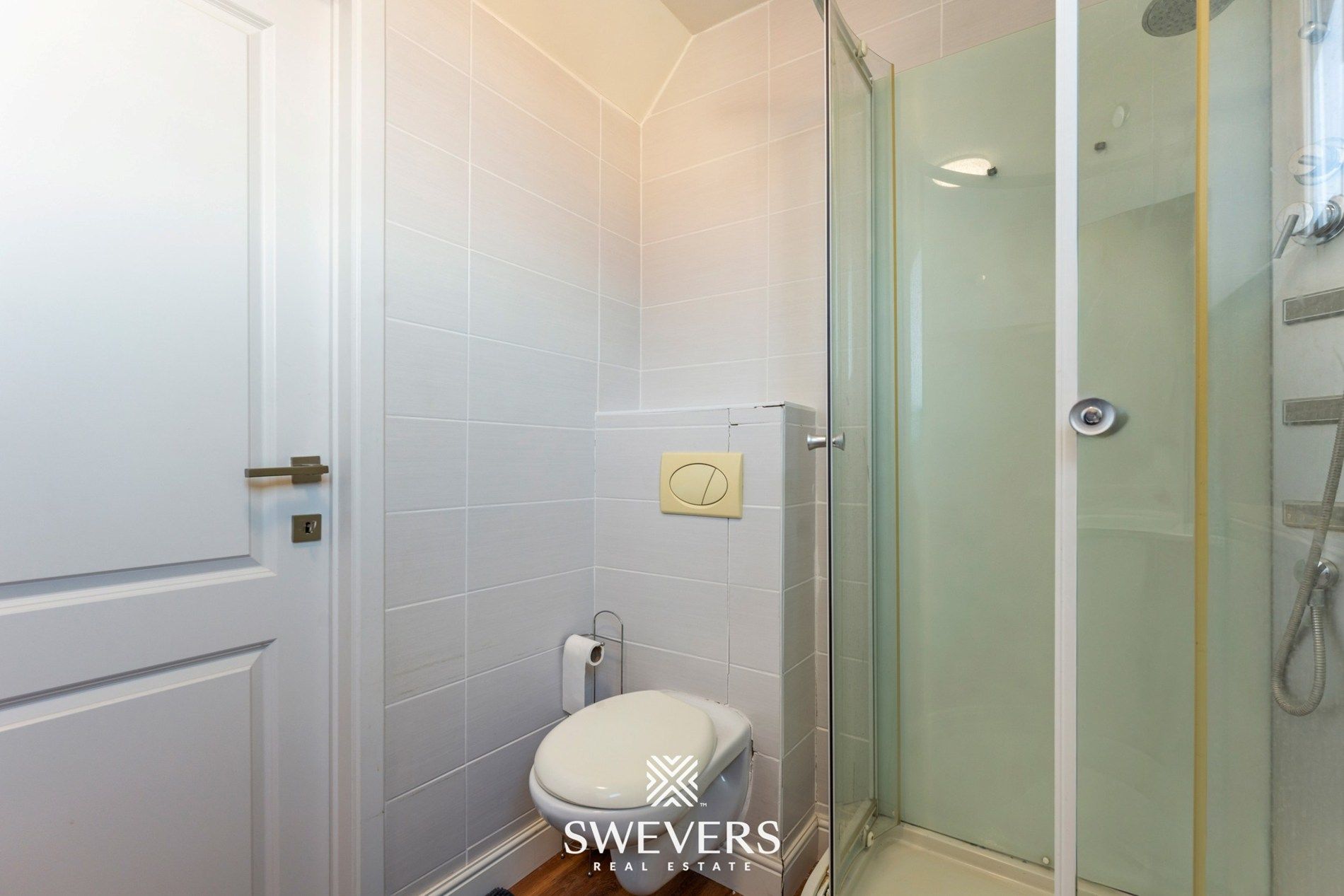 Gerenoveerde gezinswoning met 3 slpk en zonnige tuin foto 16