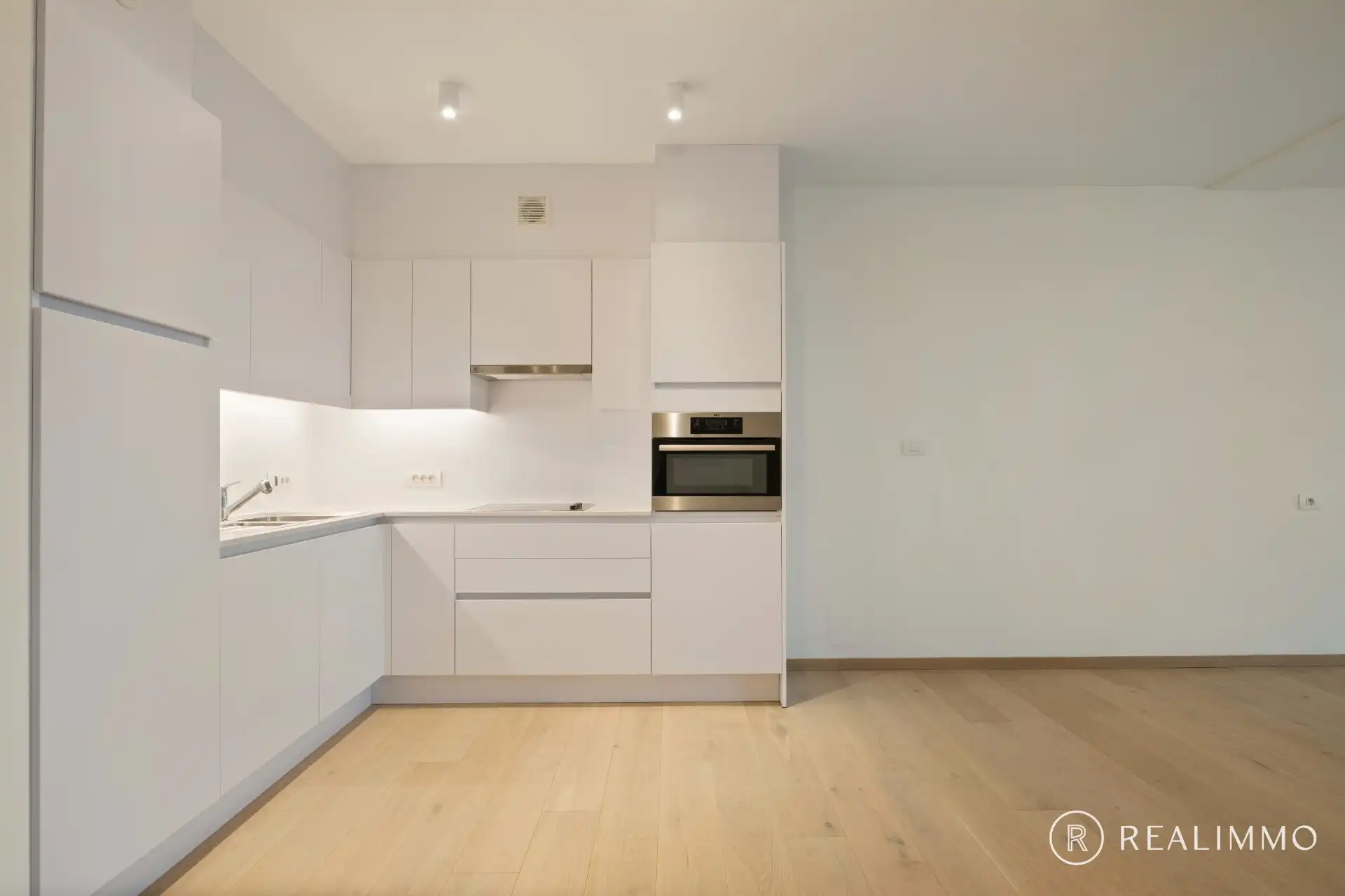 Luxueuze assistentieflat in het centrum van Waregem foto 7