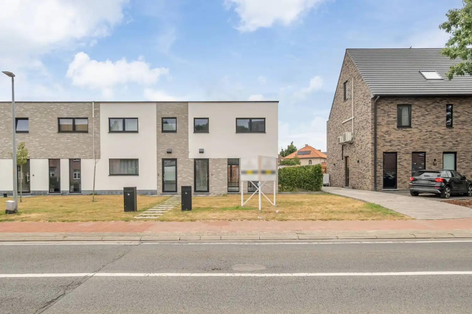 Volledig afgewerkte woning met 3 slaapkamers, tuin en 2 ondergrondse parkeerplaatsen foto 30