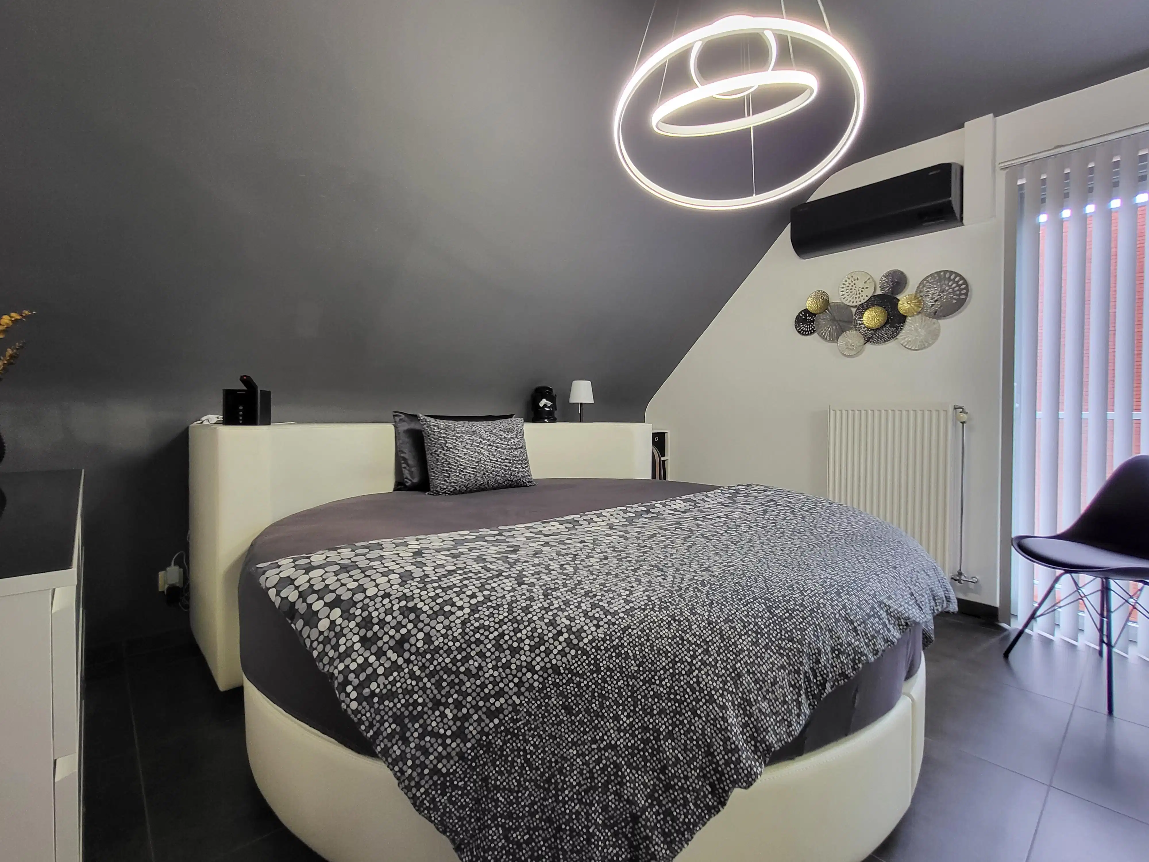 Op zoek naar een instapklaar appartement waar comfort en een uitstekende ligging samenkomen?  foto 14