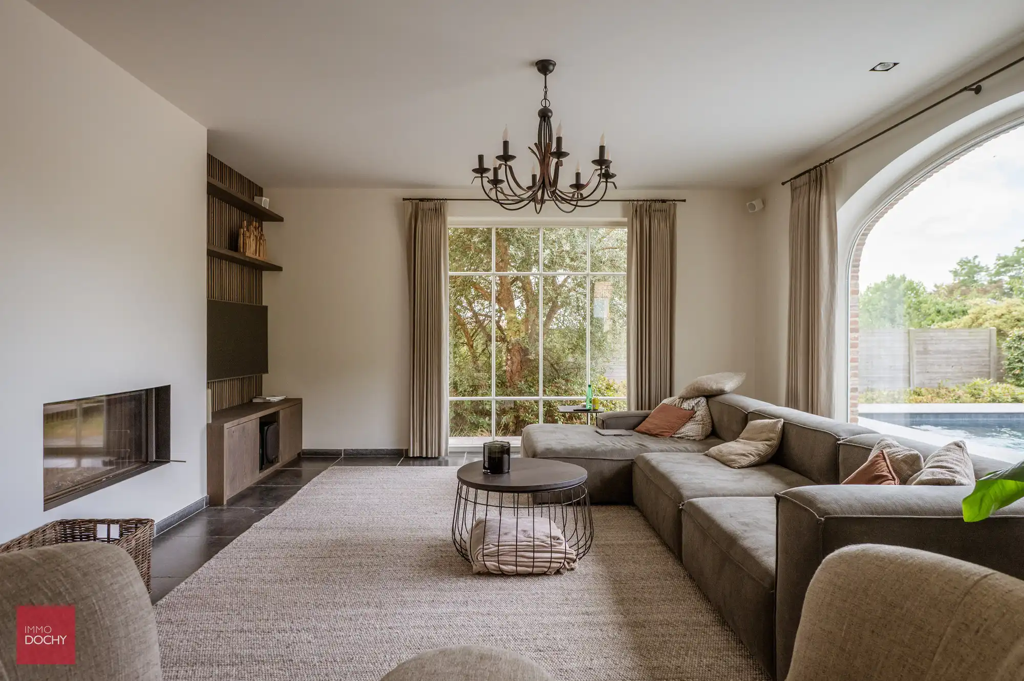 Prachtige instapklare villa met zwembad | Tiegemberg foto 7