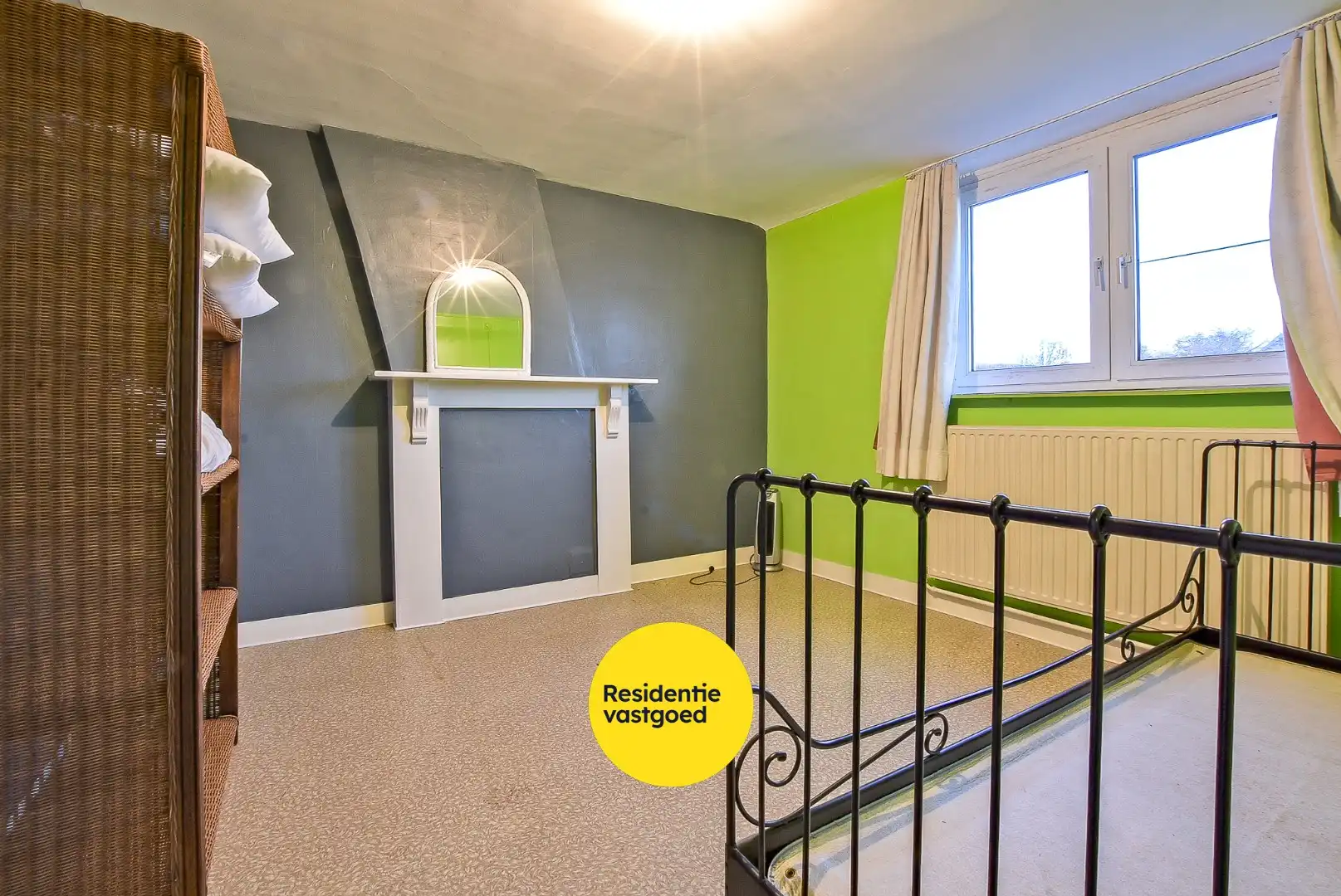 Te renoveren boerderij op een perceel van 7.066m² met loods en diverse bijgebouwen foto 11