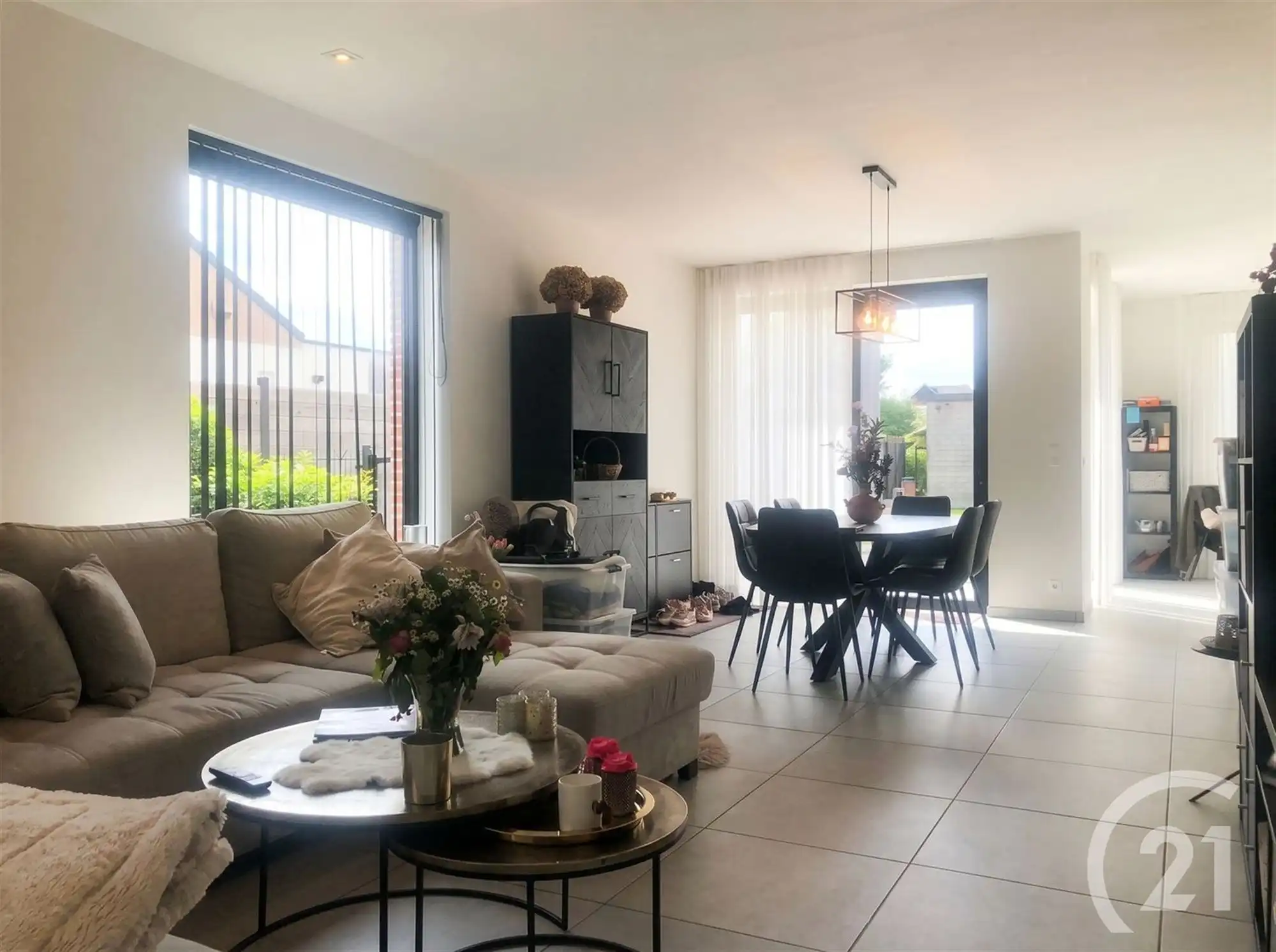 Ruime woning met zonnige tuin in Schriek! foto 3