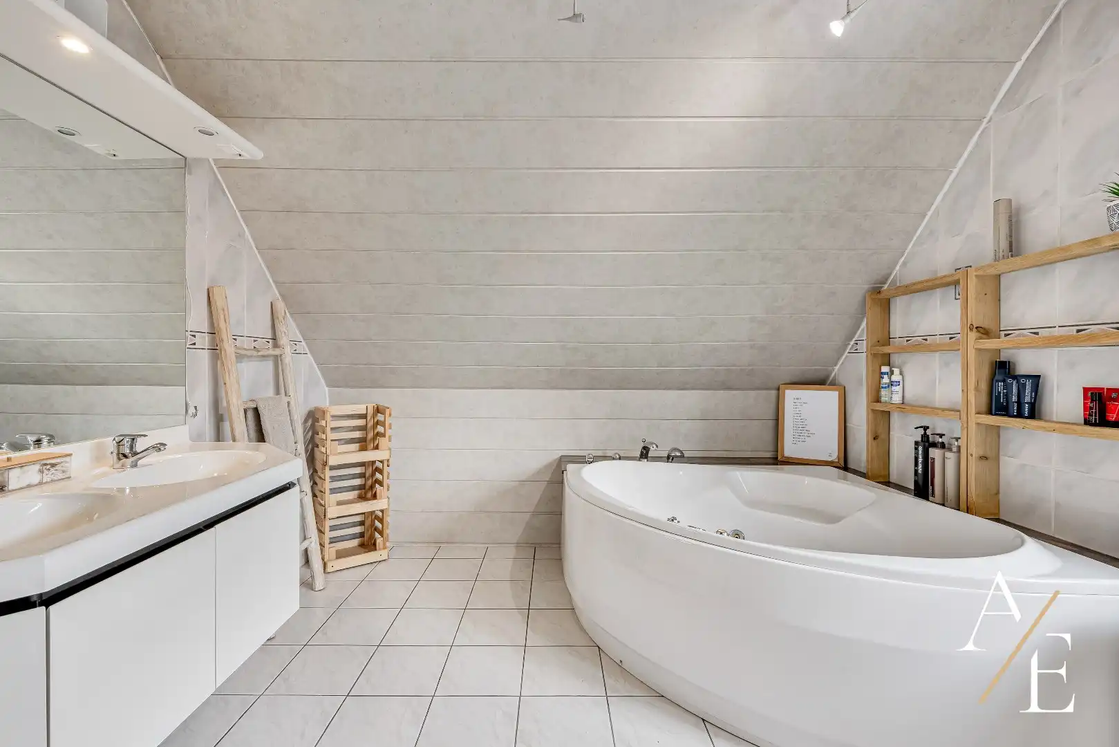 WETTEREN- Landelijke woning met commerciële ruimte! foto 21