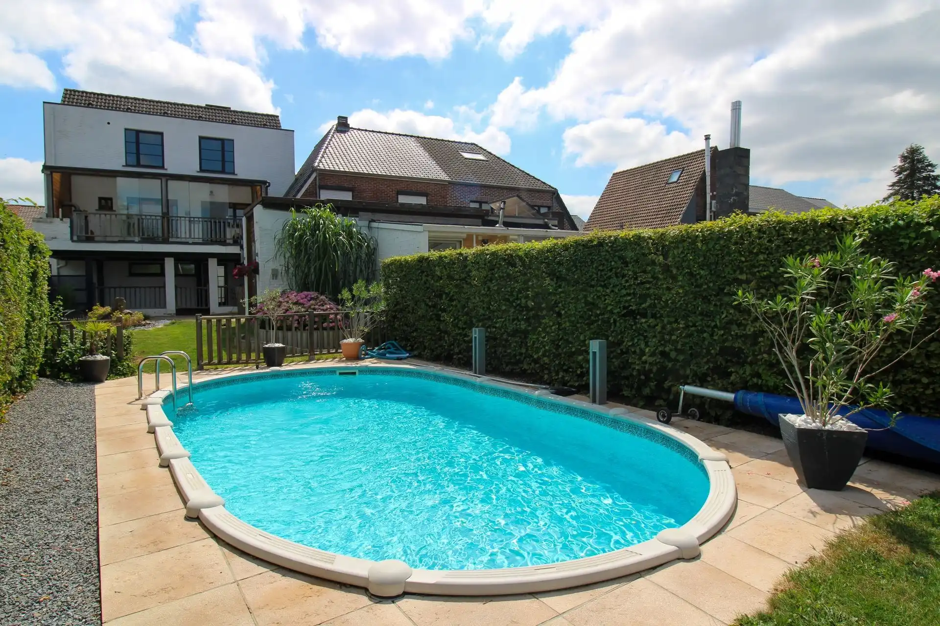 Wonen én werken op een toplocatie – praktijkruimte met ruime duplexwoning met 4 slaapkamers op een perceel van 4a23ca! foto 18