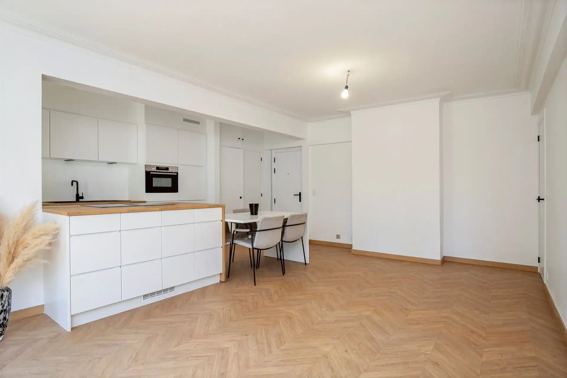 Appartement in de Europese wijk  foto 3