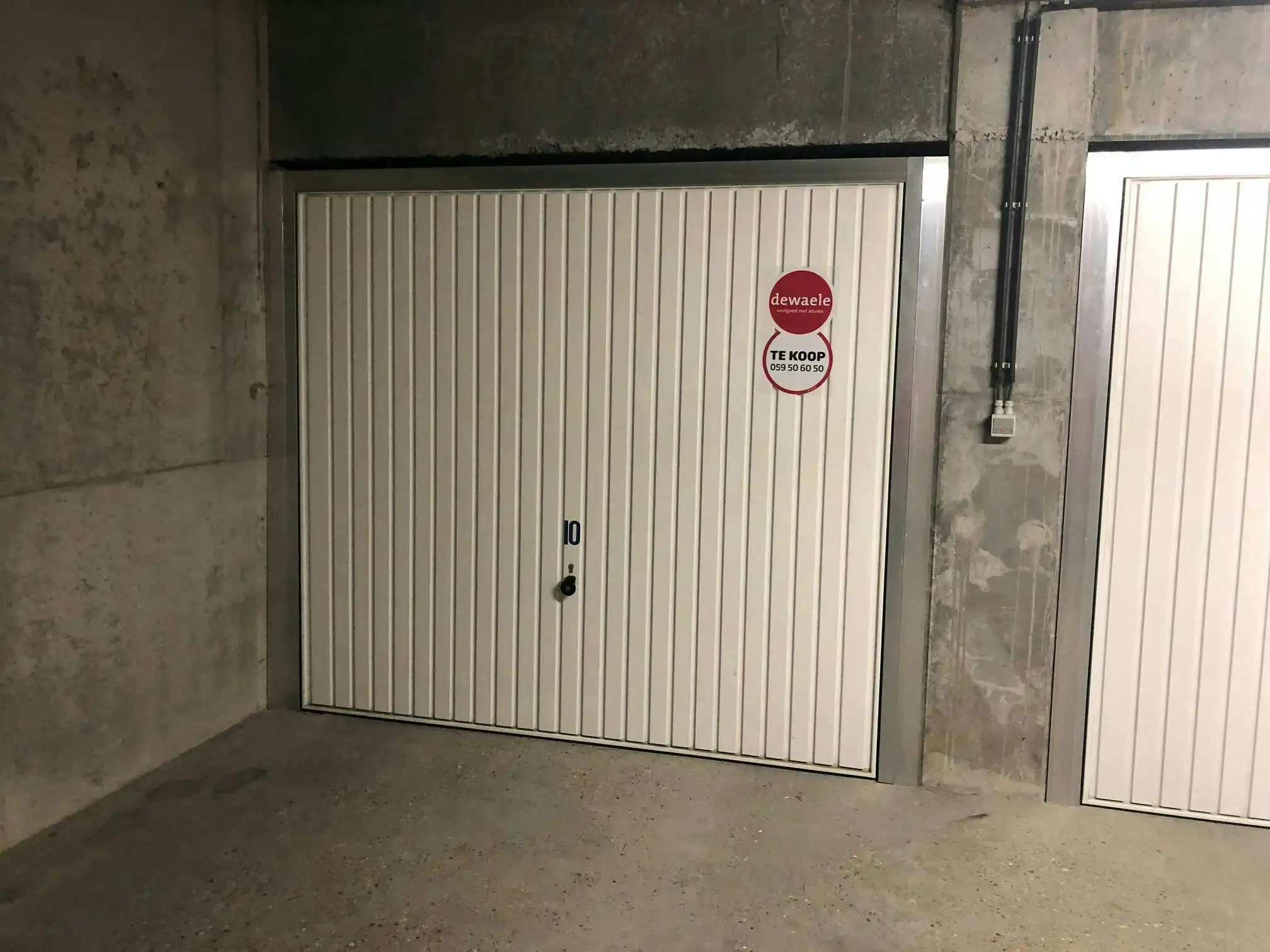 Centraal gelegen garagebox te koop !  foto 4