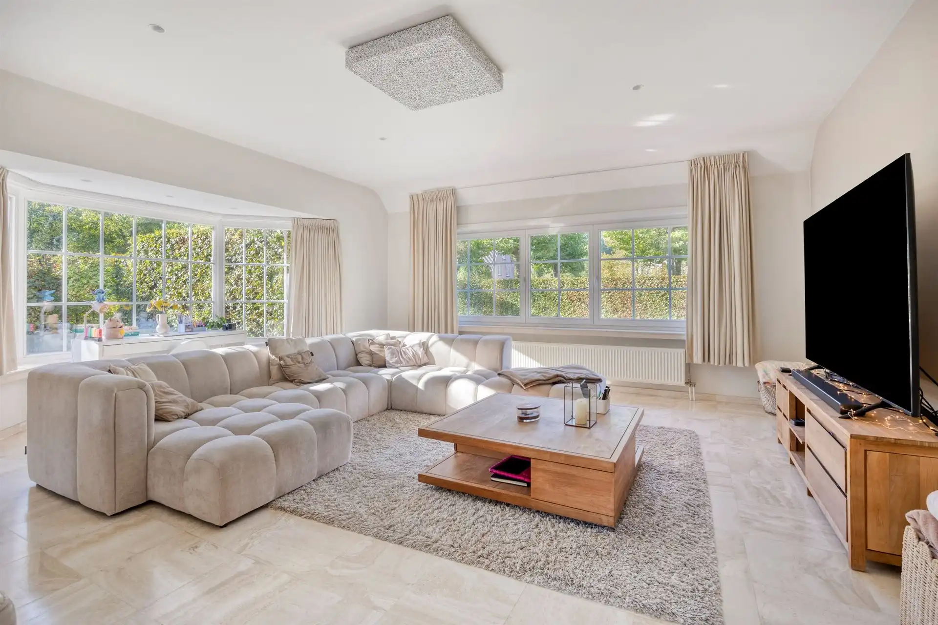 Prachtig gerenoveerde villa met 4 à 5 slpks en zwembad te Schilde foto 8
