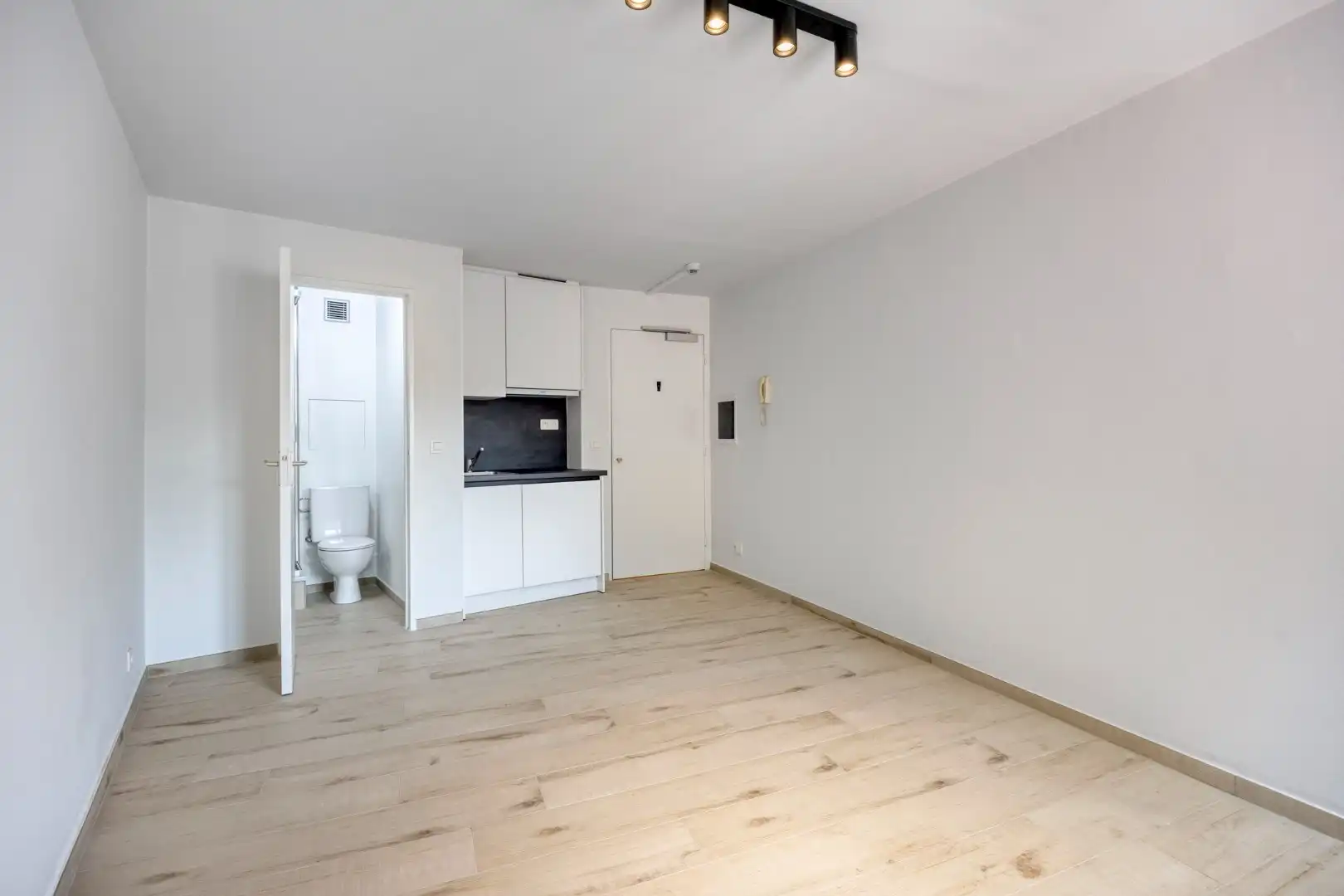 Instapklare studio in het centrum van Leuven! – bewoonbare oppervlakte 21 m² foto {{pictureIndex}}