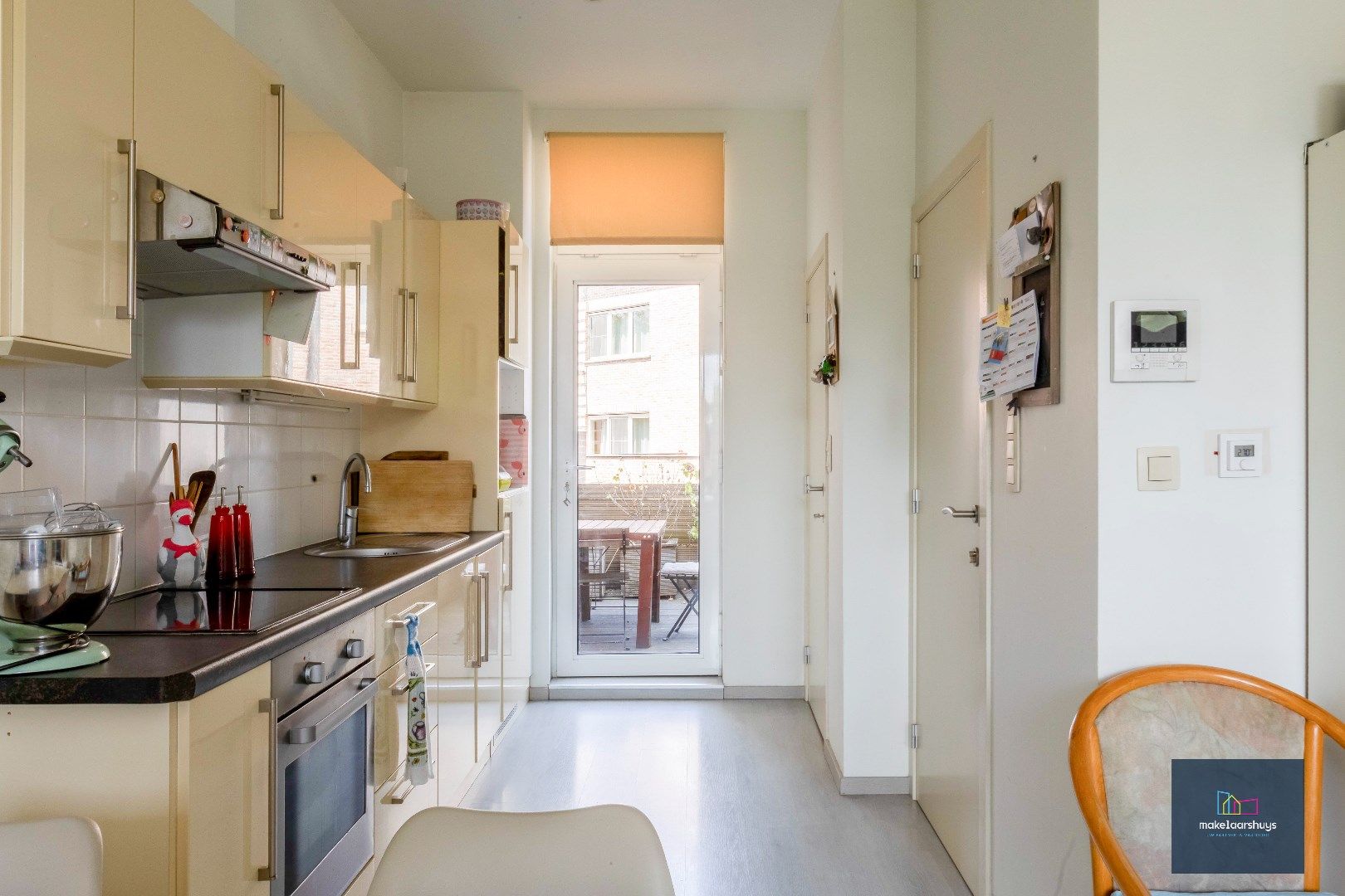 Eigendom met handelsgelijkvloers en duplexappartement  foto 11