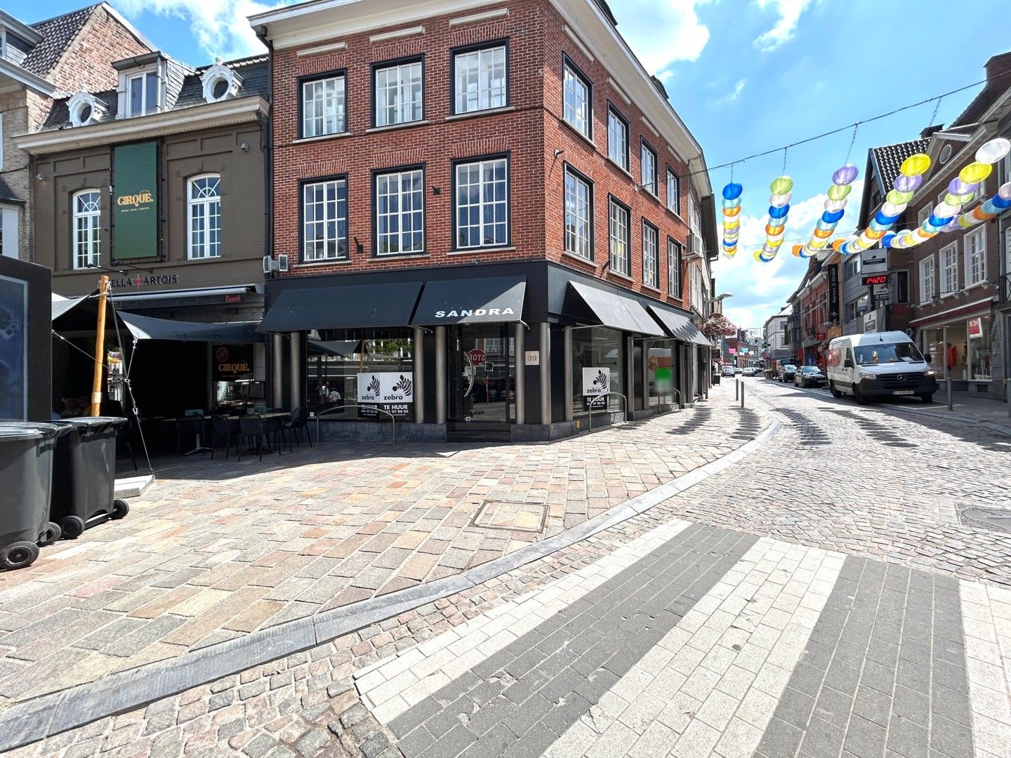 Handelspand met woonst op de Markt van Tielt! foto 17