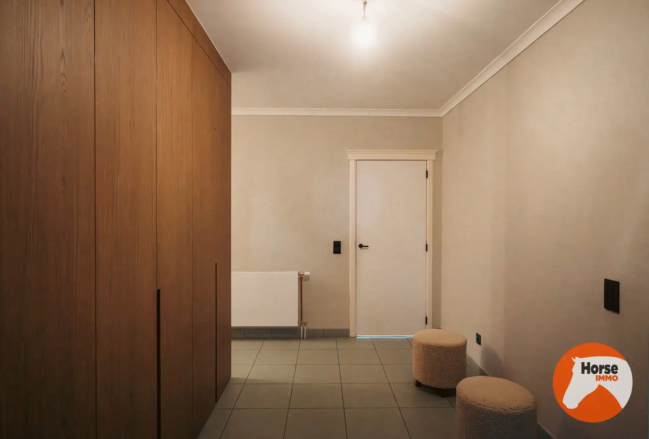 VRASENE - Recent gerenoveerde woning met paardenstallen  foto 8