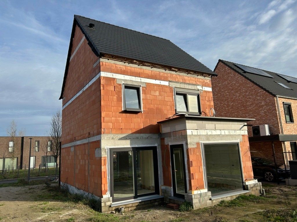Nieuwbouw in doodlopende straat foto 4