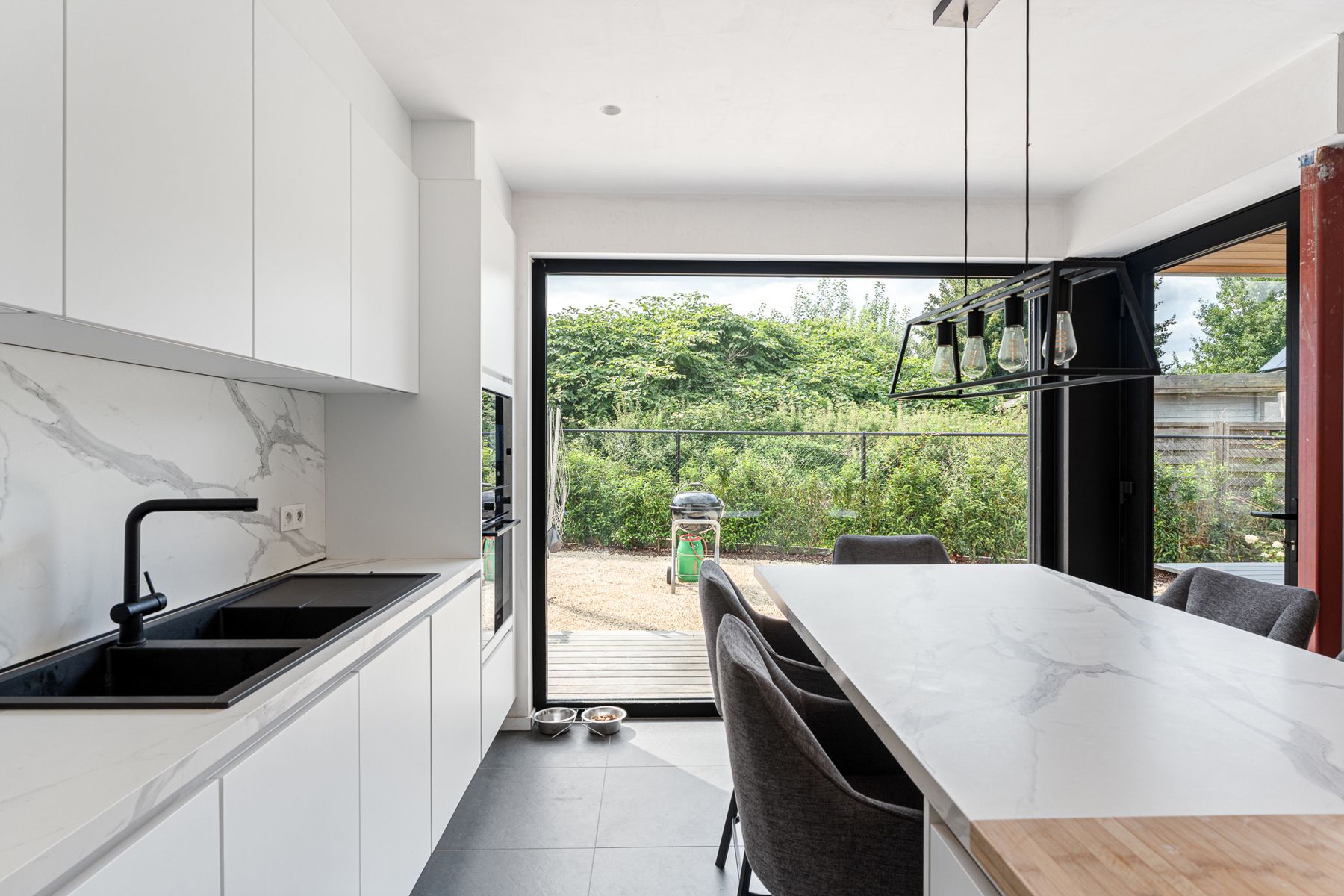 Nieuwbouwwoning nabij invalswegen te Heusden foto 17