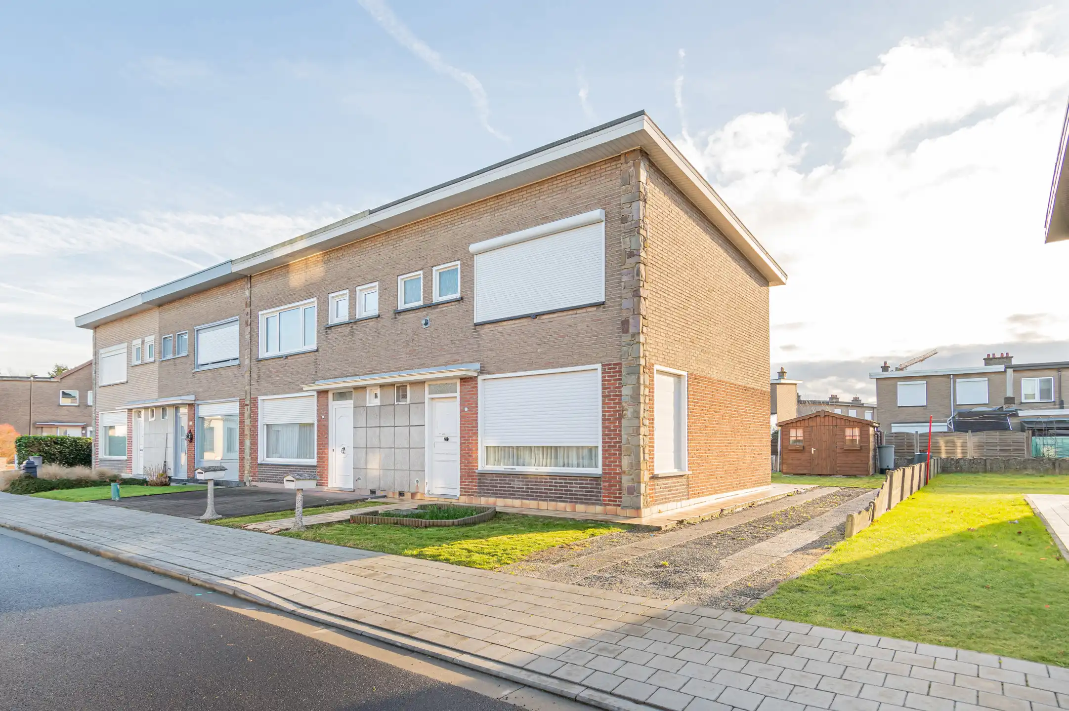 Hoofdfoto van de publicatie: Knusse te renoveren gezinswoning in kindvriendelijke wijk