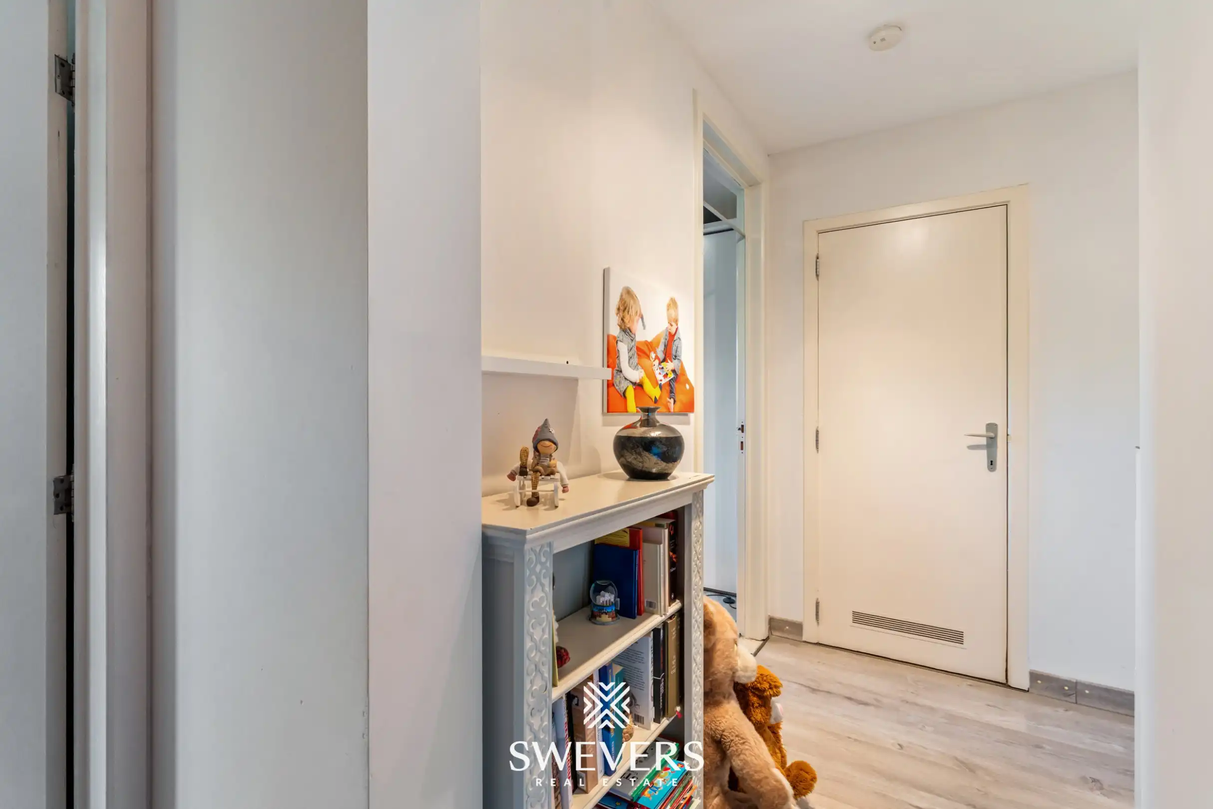 Gerenoveerd appartement met garagebox en kelderberging foto 13