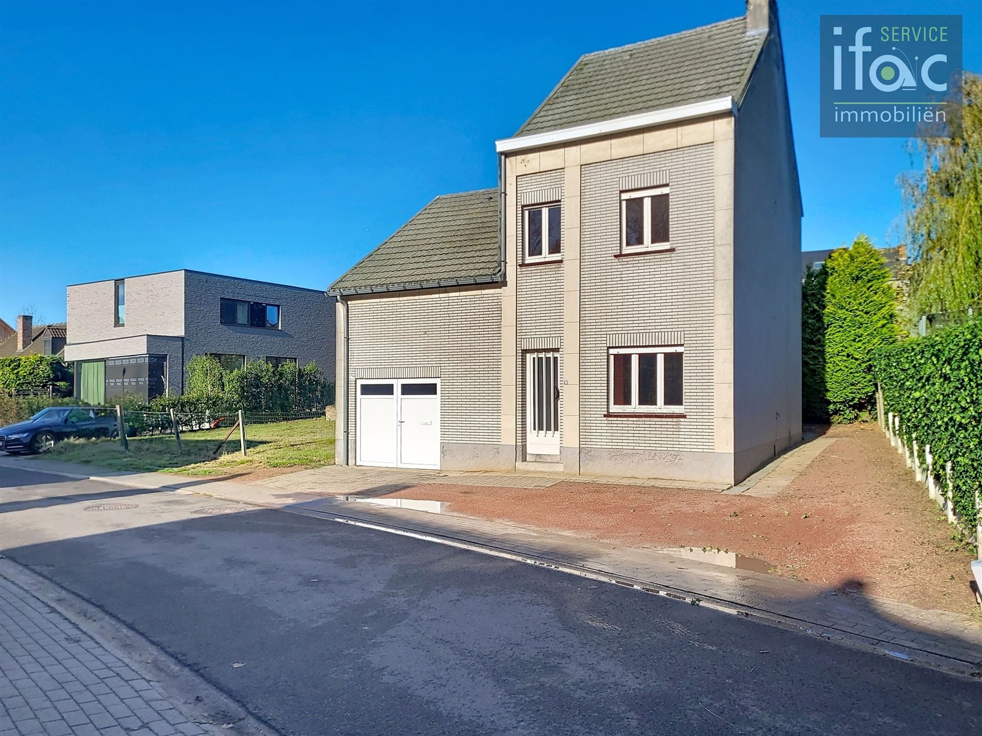 Fantastisch gelegen woning voor totaal renovatie op ±8a 18ca foto 3