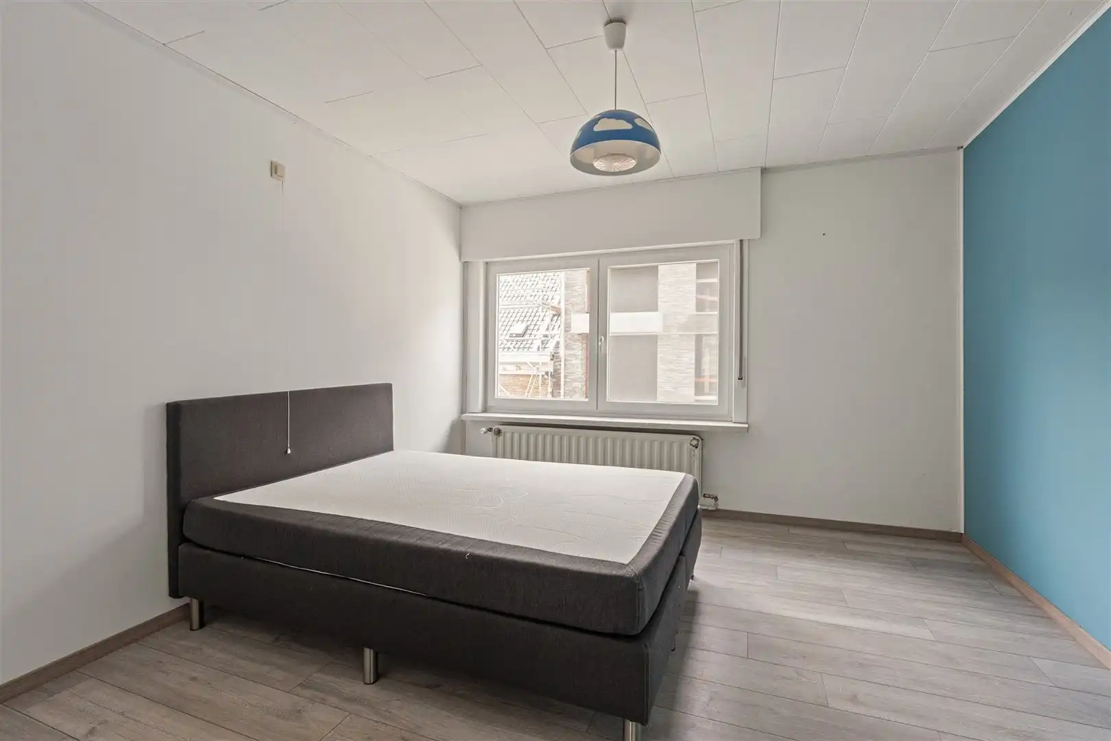 Zeer ruime woning met prachtige tuin foto 15