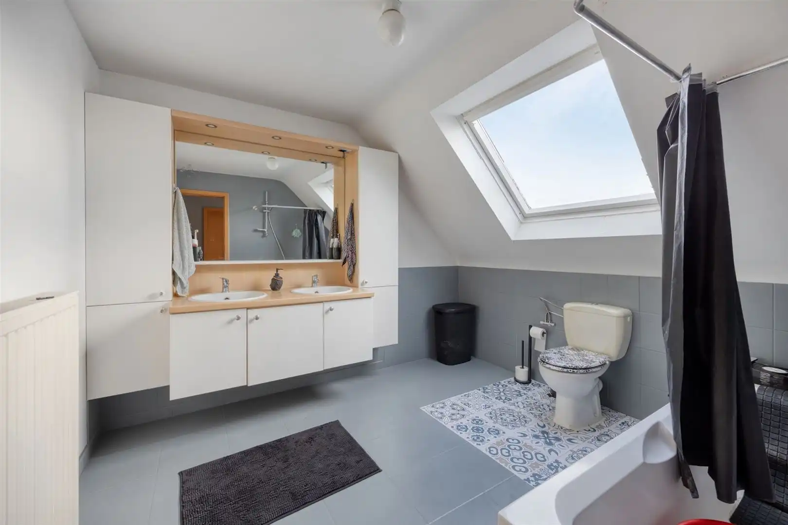 TE KOOP: Halfopen bebouwing met 3 slaapkamers te Zolder! foto 14