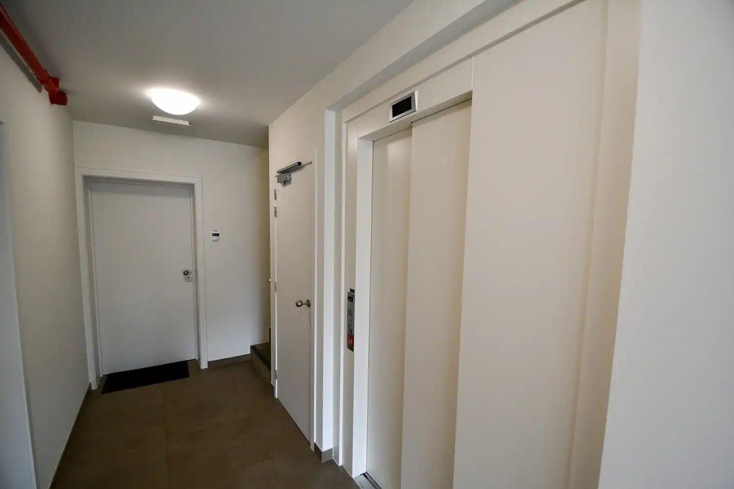 Prachtig hoekappartement met weids uitzicht en 2 ruime slaapkamers! foto 20