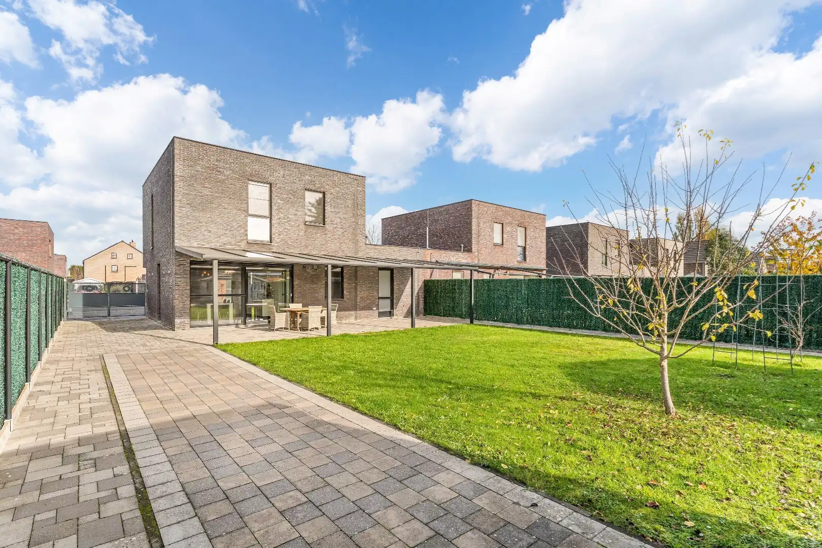 Duurzame gezinswoning met hedendaags energiecomfort, 3 slpk, ruim terras, tuin en achterliggende garage,. foto 7