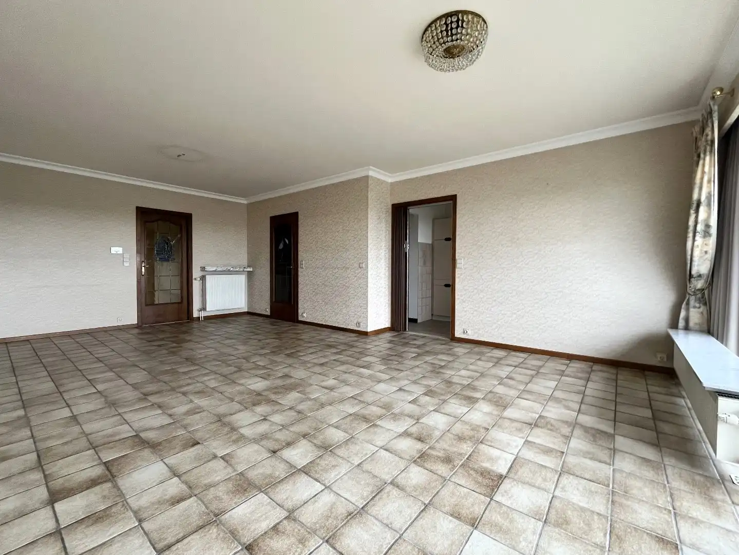 Comfortabel 2-slpk appartement met terras en autostaanplaats foto 4