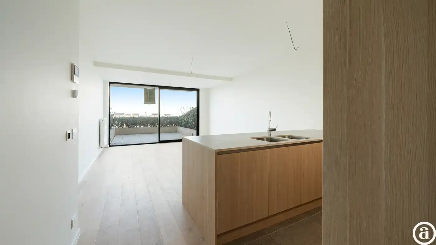 Nieuwbouw appartement met grote terrassen. foto 2