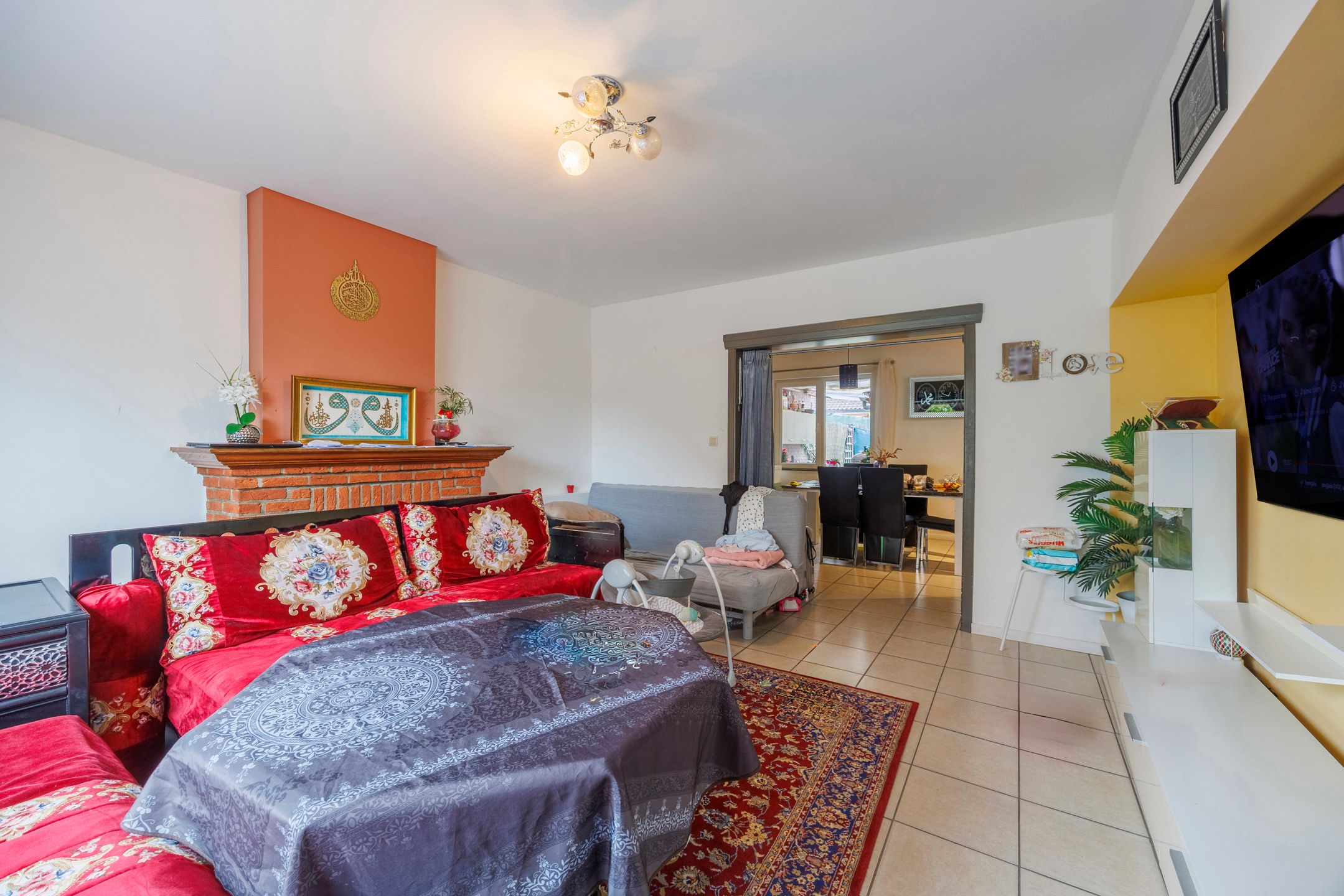 Op te knappen woning  met 3 slaapkamers op toplocatie! foto 4