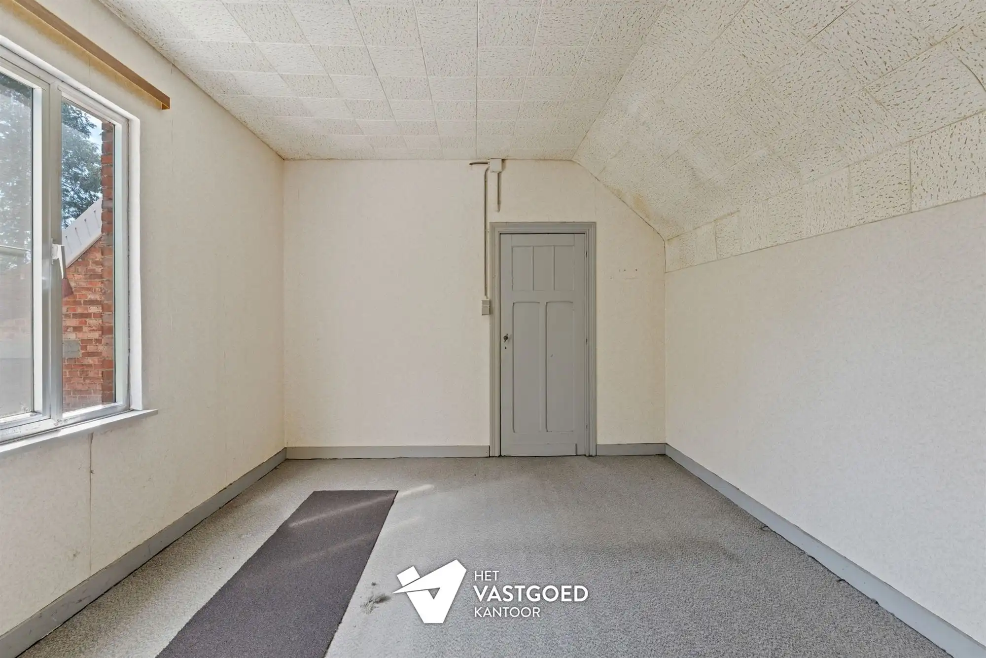 TE RENOVEREN WONING OP PERCEEL VAN 28 ARE VLAK BIJ KOERSEL-CENTRUM foto 11