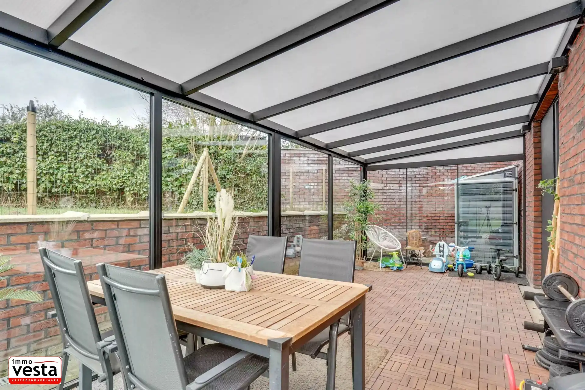 Huis met moderne voorzieningen foto 32