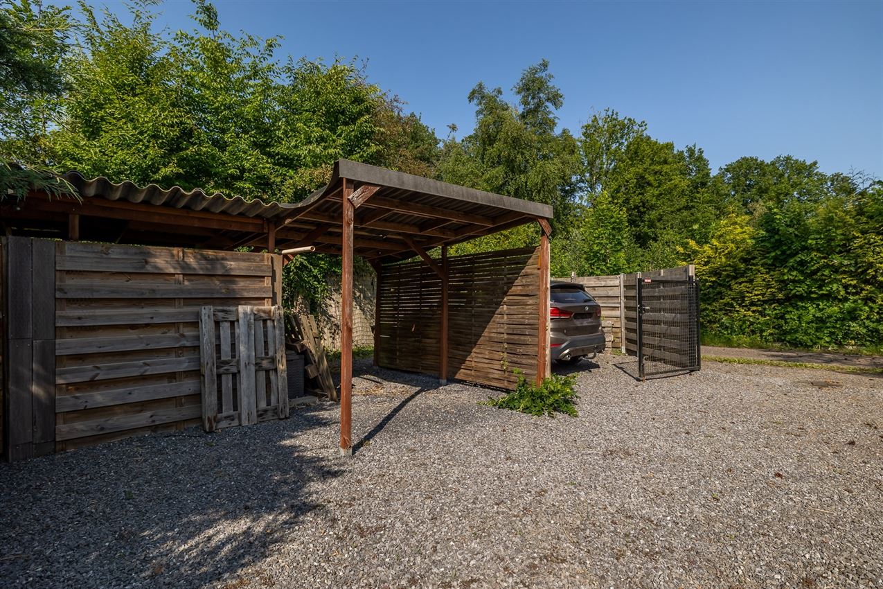 Knusse chalet op 15 are in bosrijk Herselt met vijver, terras en carport. Ideaal vakantieverblijf in het groen. foto 7