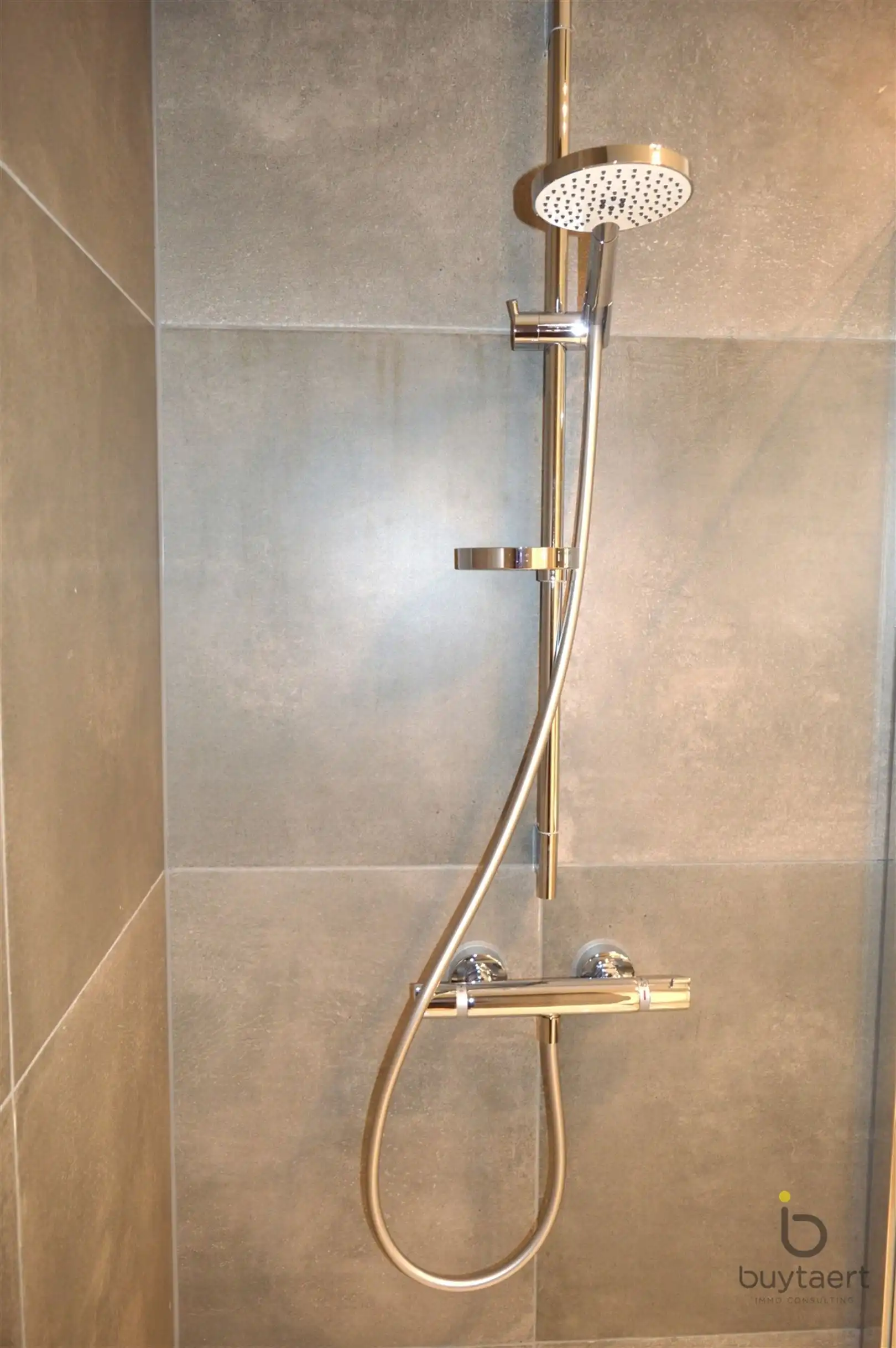 Prachtig nieuwbouw appartement met uniek terras te Zoersel! foto 16