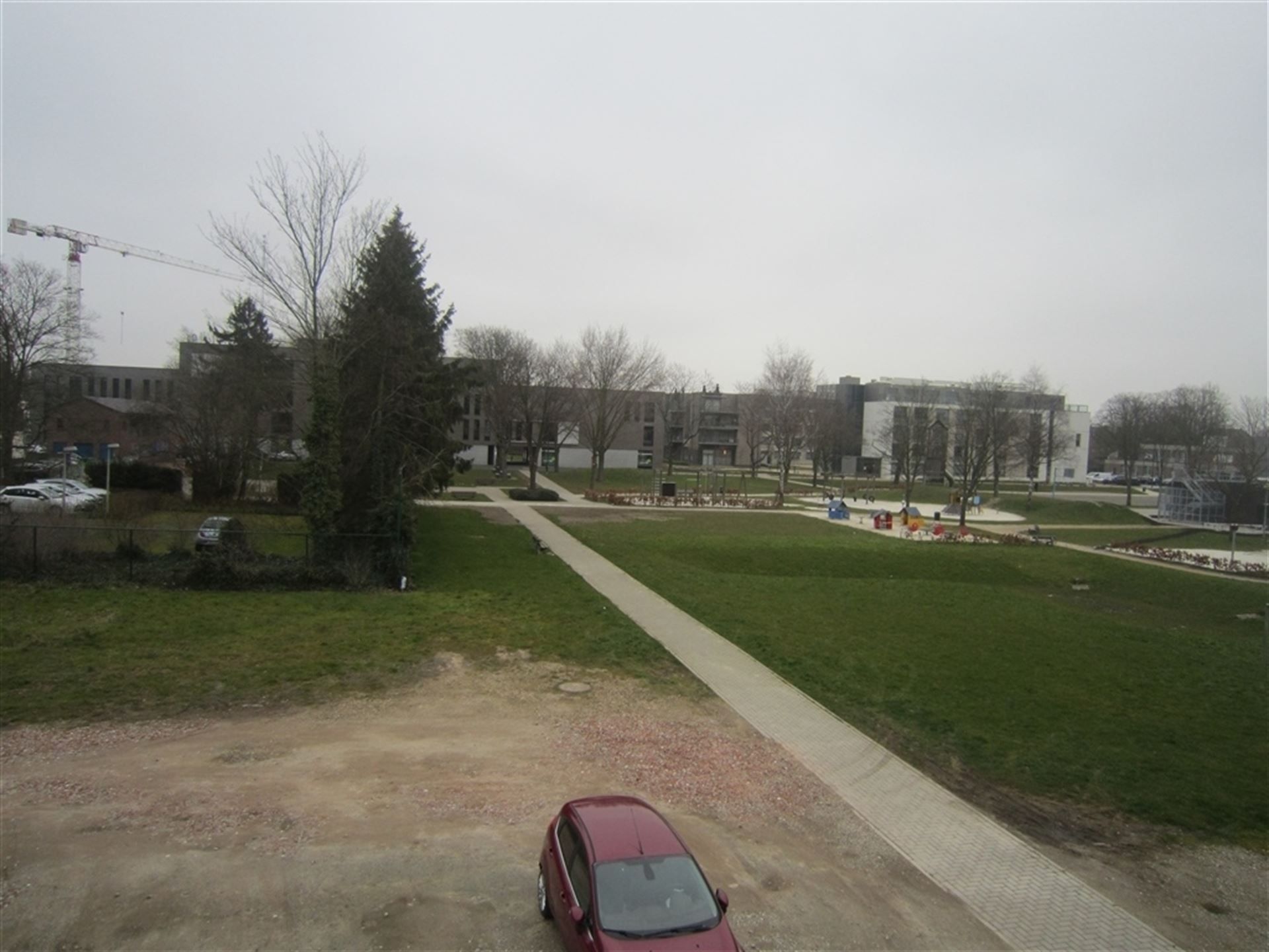 Appartement met 2 slaapkamers, terras, lift, parkeergarage!  foto 21