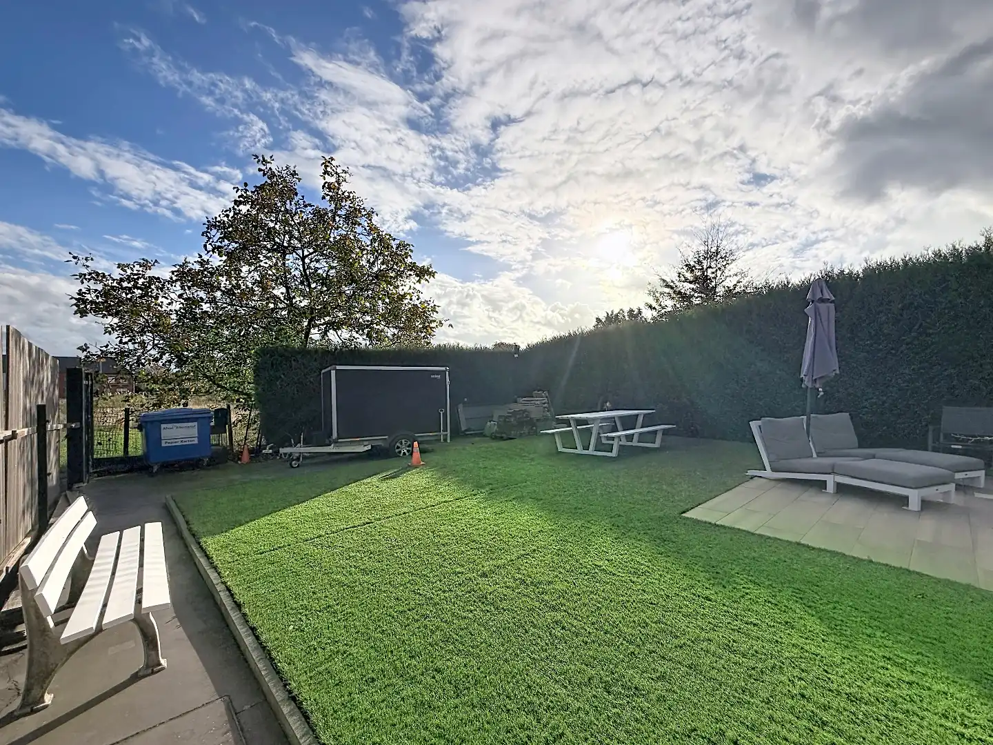 Lichtrijke woning met zwembad op rustige locatie! foto 24