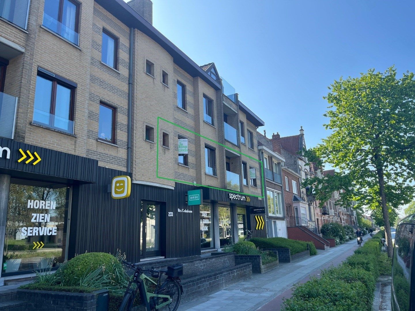 Bijzonder goedgelegen, ruim 3-slaapkamer-appartement met riant zonneterras foto 3