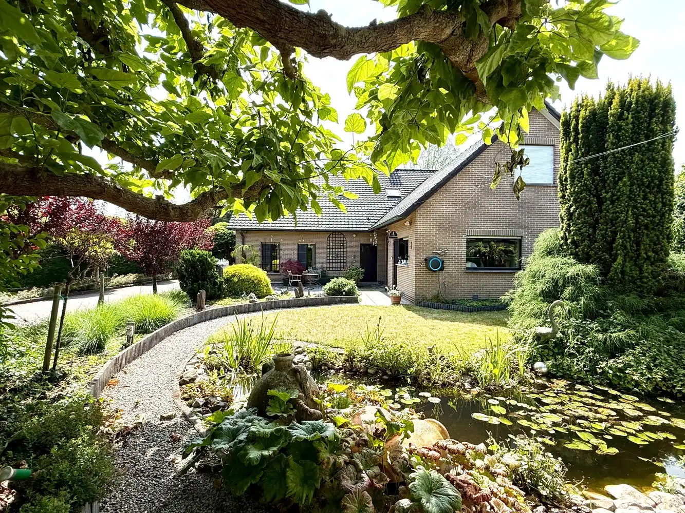**Exclusieve villa met 5 slaapkamers te koop op een prachtlocatie in Asper!** foto 27