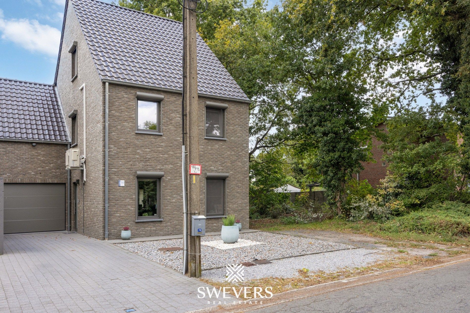 Recente instapklare moderne gezinswoning in Leopoldsburg foto 28