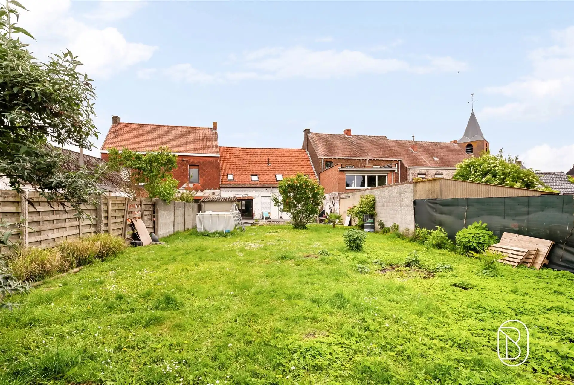 Ruime woning met 5 slaapkamers en tuin in Anserœul foto 3