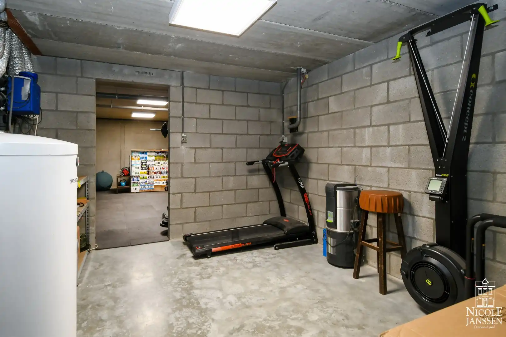 Energiezuinig modern huis met fantastisch vrij uitzicht foto 27