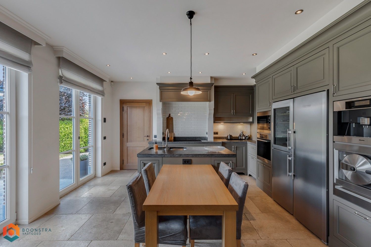 Exclusieve villa met 3 slpkrs op ruim perceel te Putte foto 9