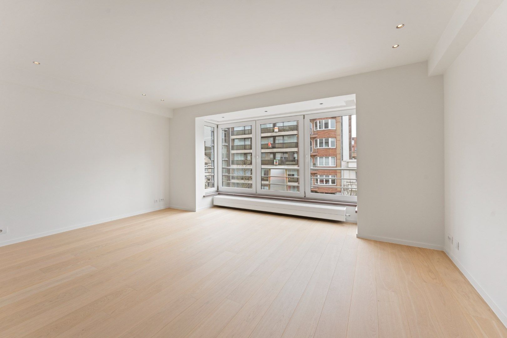 Gerenoveerd, lichtrijk appartement  foto 5