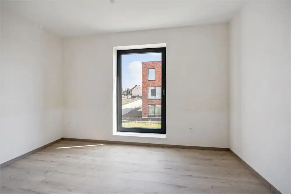 Ruimte, licht en een eigen stukje groen in hartje Heers foto 20