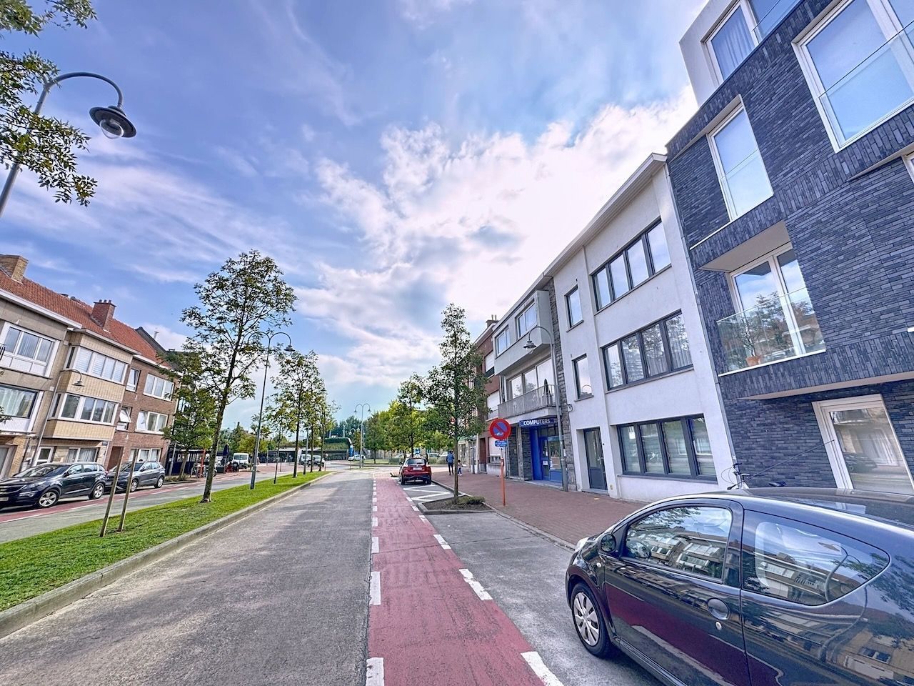 Lichtrijk één slaapkamer appartement met uitzonderlijk ruim west gericht terras. foto 26