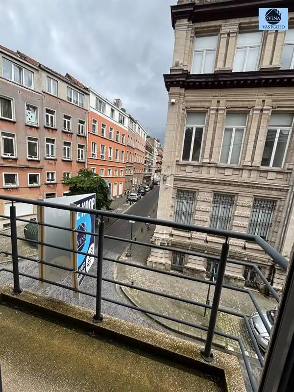 GOED GELEGEN STUDIO IN NABIJHEID VAN OPENBAAR VERVOER foto 6